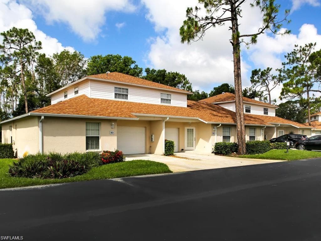 374 Dover PL 8-801 NAPLES, FL 34104