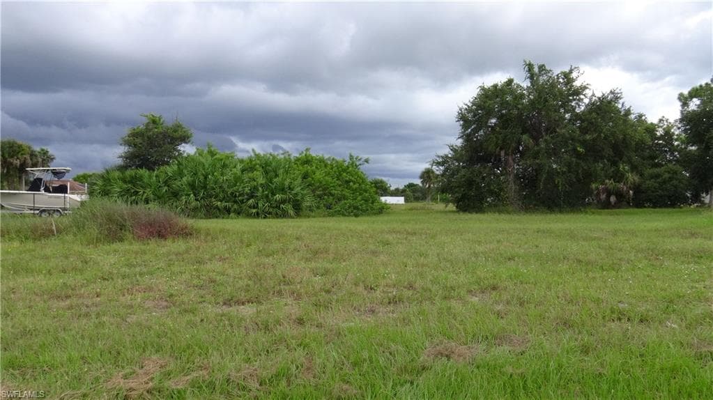 1618 NW 28th ST CAPE CORAL, FL 33993