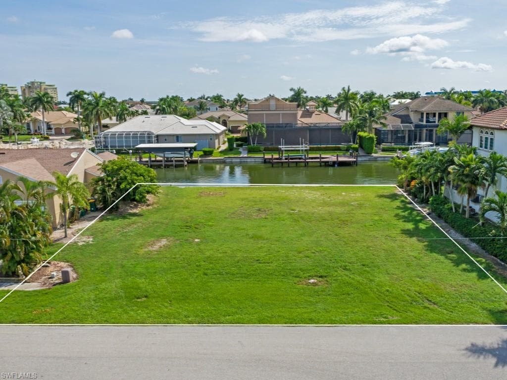 921 Giralda CT MARCO ISLAND, FL 34145