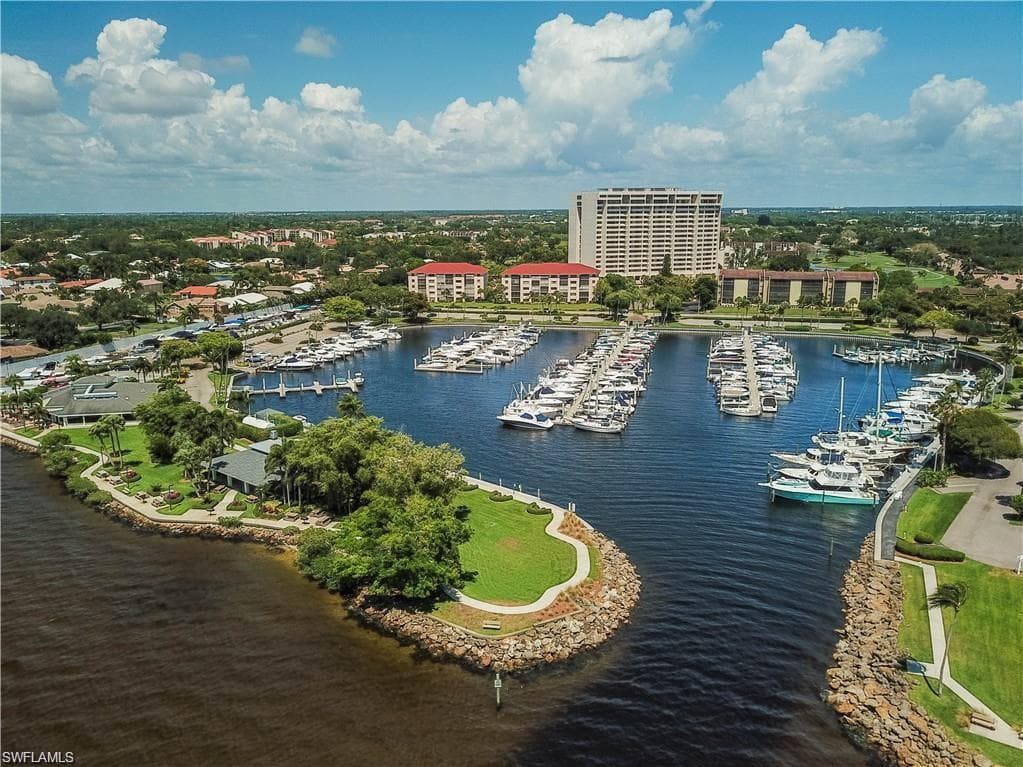 4815 S Landings DR 103 FORT MYERS, FL 33919