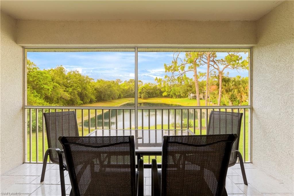 337 Robin Hood CIR 204 NAPLES, FL 34104