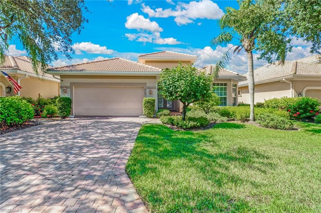 6785 Bent Grass DR NAPLES, FL 34113