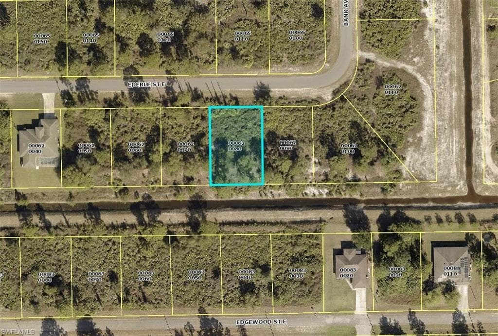1228 Ederle ST E LEHIGH ACRES, FL 33974