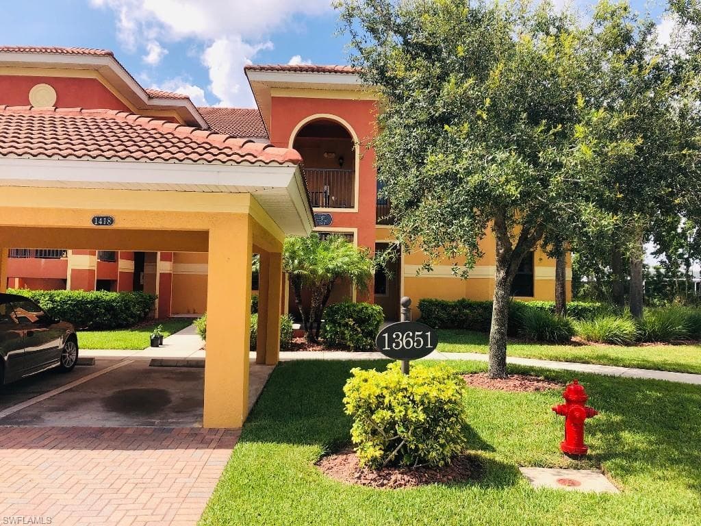 13651 Julias WAY 1418 FORT MYERS, FL 33919