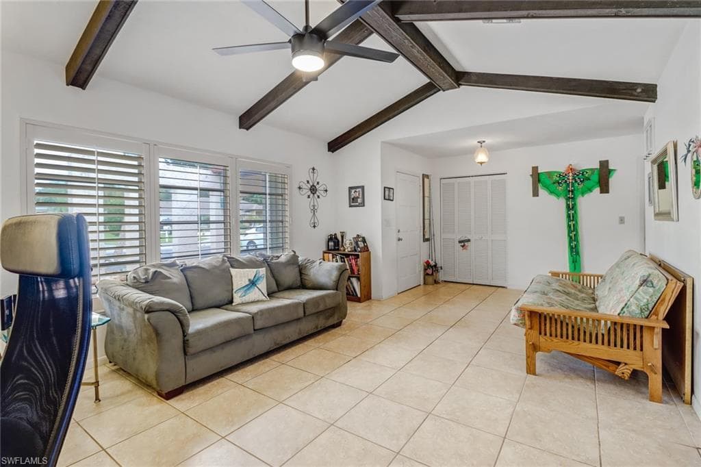 233 Fairway CIR NAPLES, FL 34110