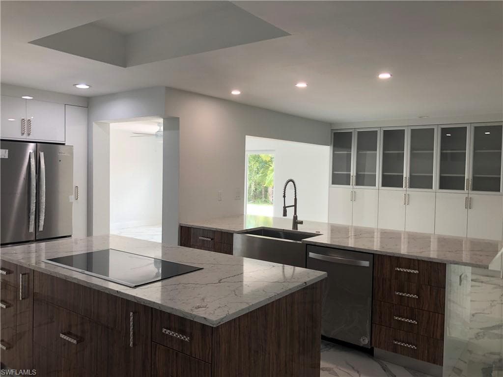 5200 West BLVD NAPLES, FL 34103
