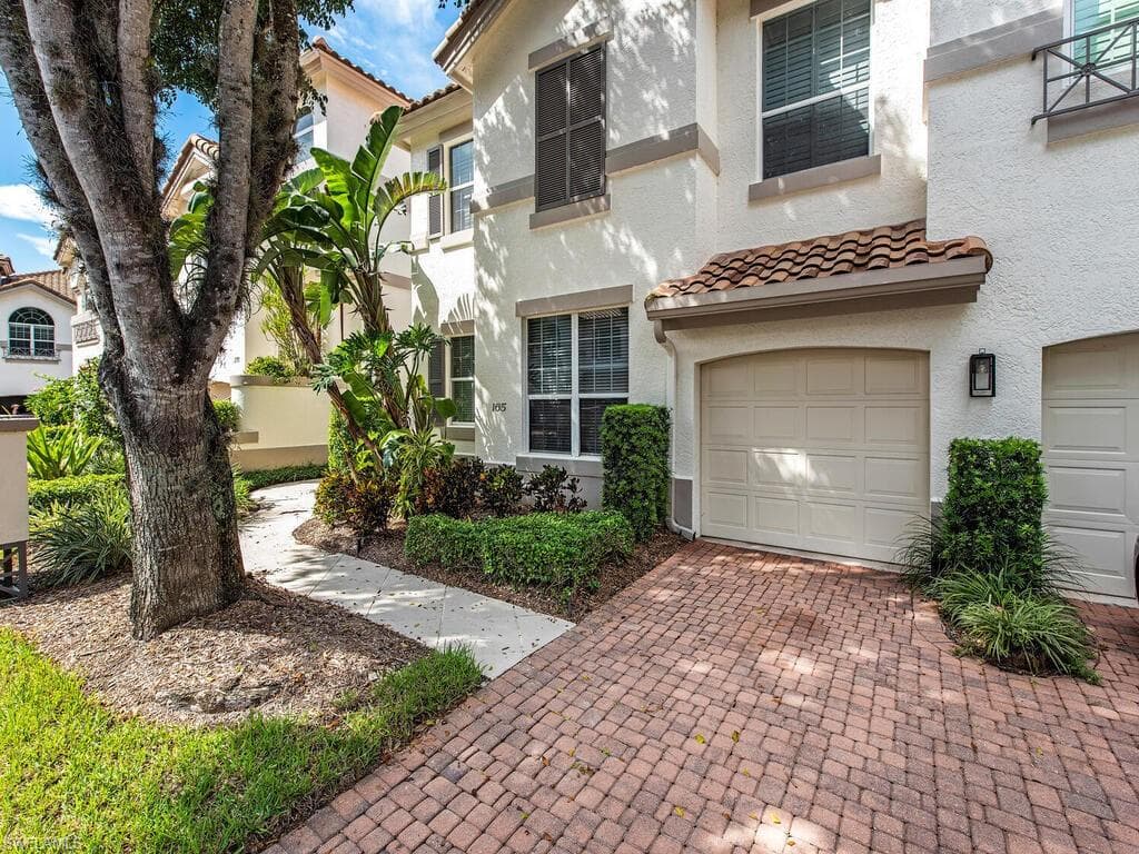 165 Colonade CIR 1201 NAPLES, FL 34103