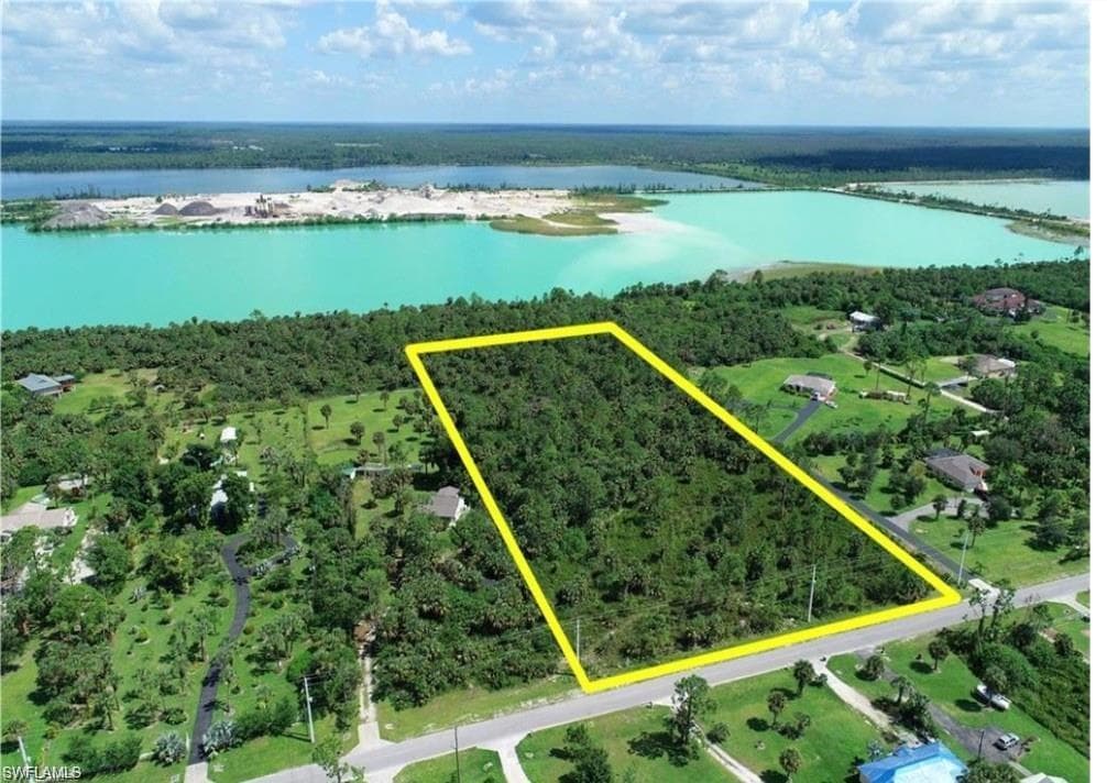 9th ST SW NAPLES, FL 34117