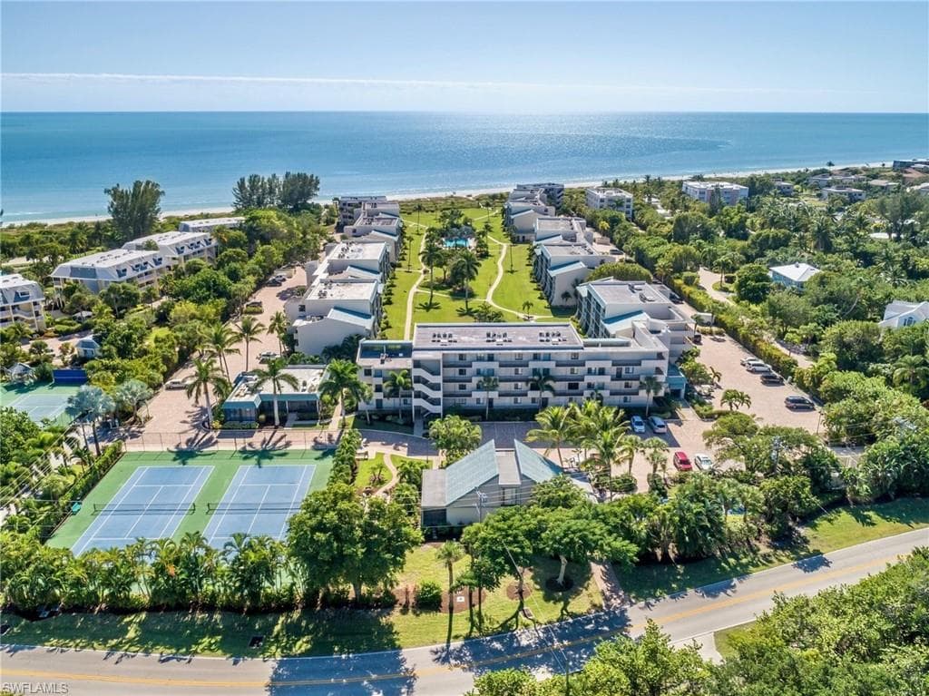 979 Gulf DR D422 SANIBEL, FL 33957