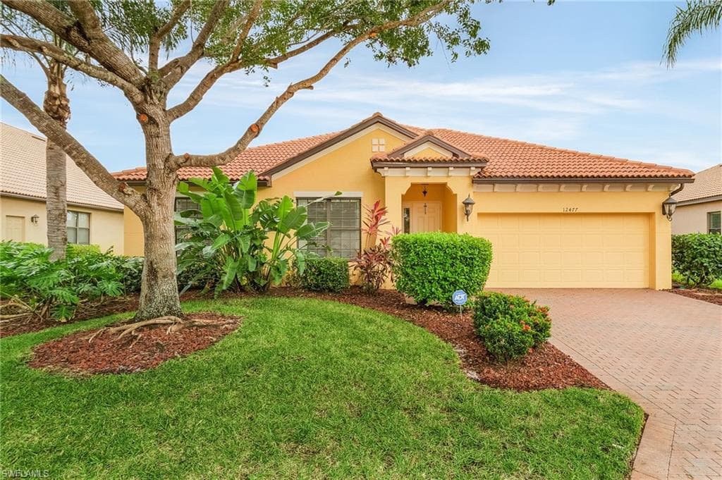 12477 Country Day CIR FORT MYERS, FL 33913