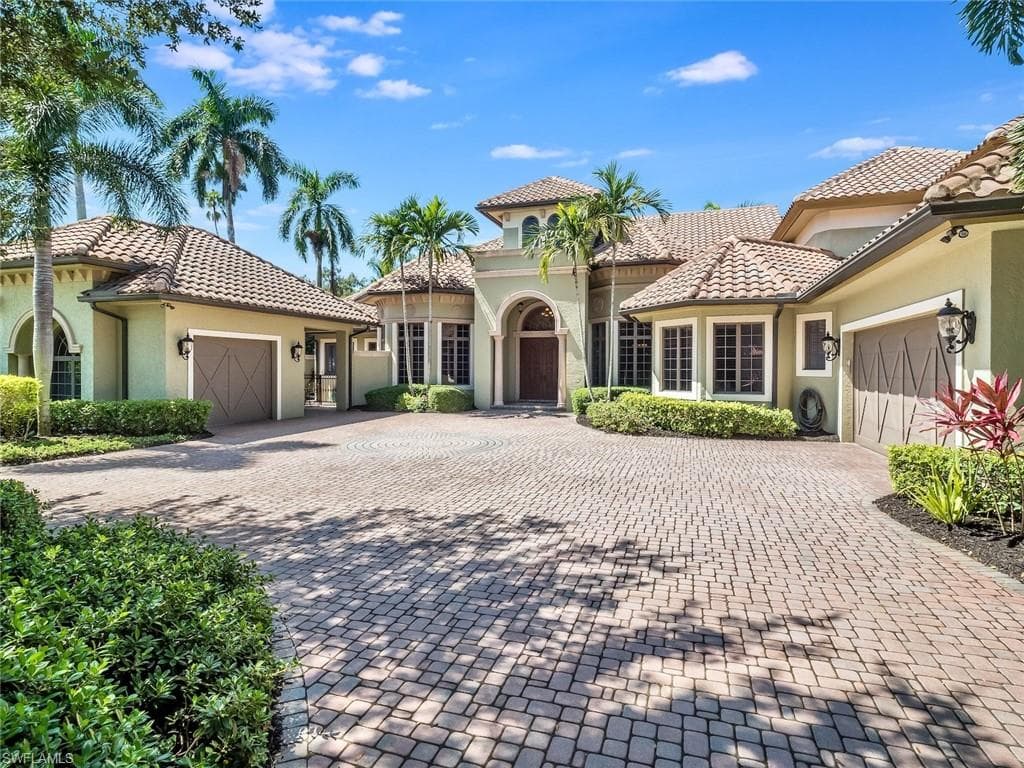 1265 Canterbury DR FORT MYERS, FL 33901