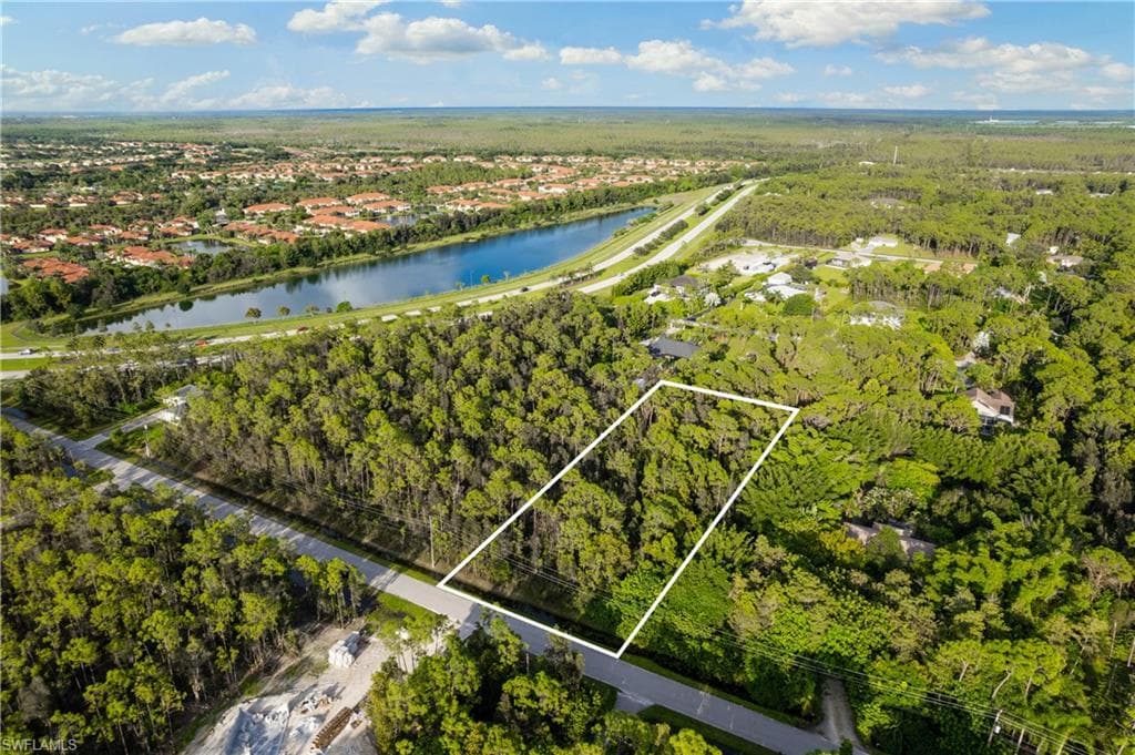 24199 Melaine LN BONITA SPRINGS, FL 34135