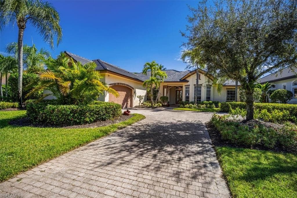 7746 Mulberry LN NAPLES, FL 34114