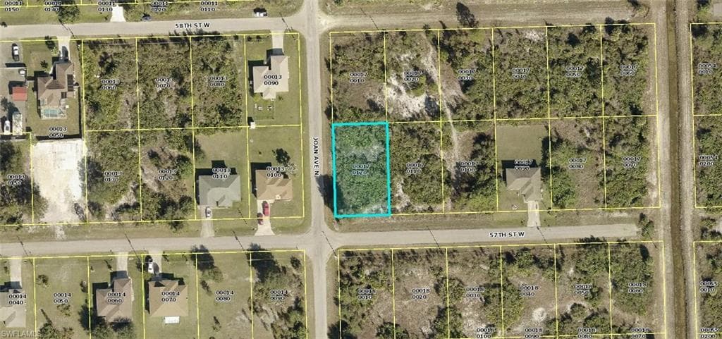 2910 57th ST W LEHIGH ACRES, FL 33971