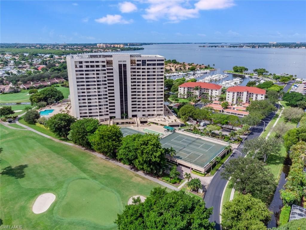 5260 S Landings DR 1609 FORT MYERS, FL 33919