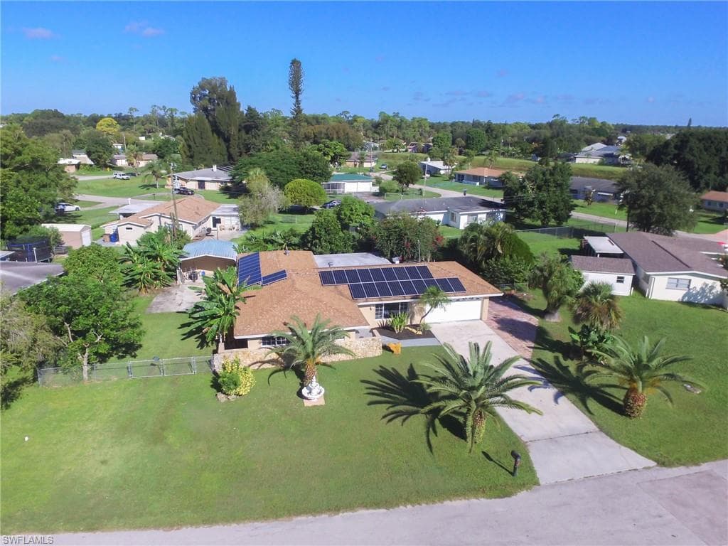 1005 E Penn RD LEHIGH ACRES, FL 33936