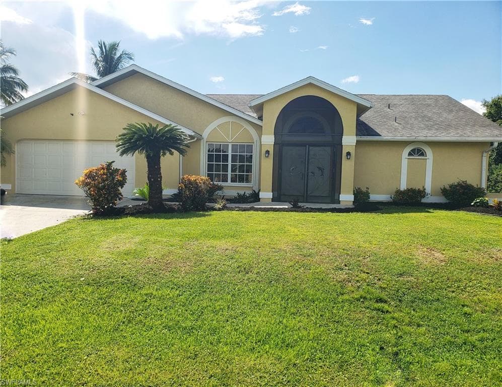 1714 SE 6th LN CAPE CORAL, FL 33990