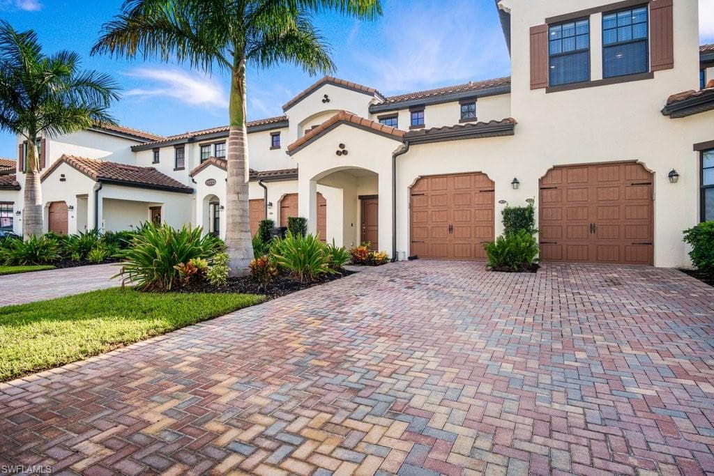 11773 Grand Belvedere WAY 203 FORT MYERS, FL 33913