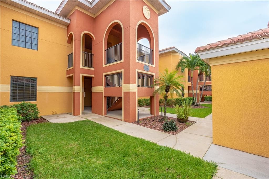13770 Julias WAY 1112 FORT MYERS, FL 33919