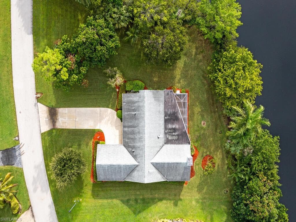 7225 Heaven LN FORT MYERS, FL 33908