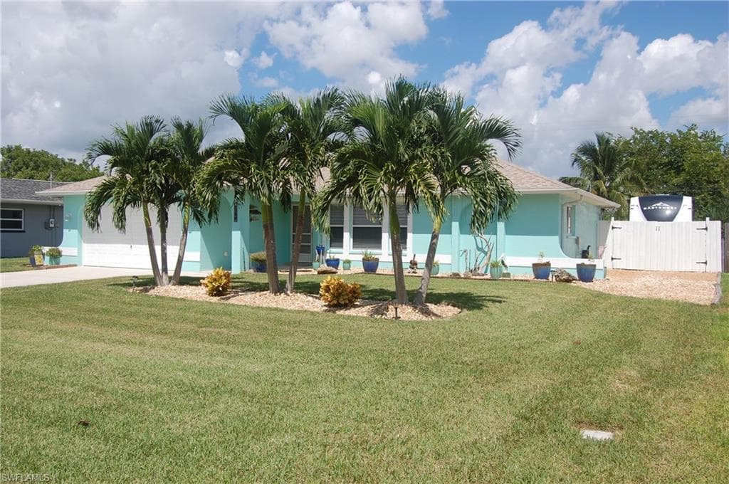 1309 SE 37th TER CAPE CORAL, FL 33904