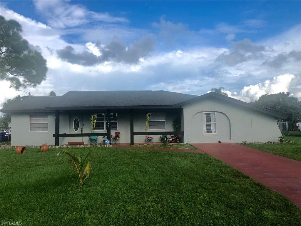 1540 Medford PL LEHIGH ACRES, FL 33936