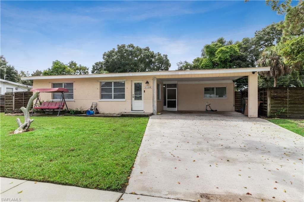 1836 Collier AVE FORT MYERS, FL 33901