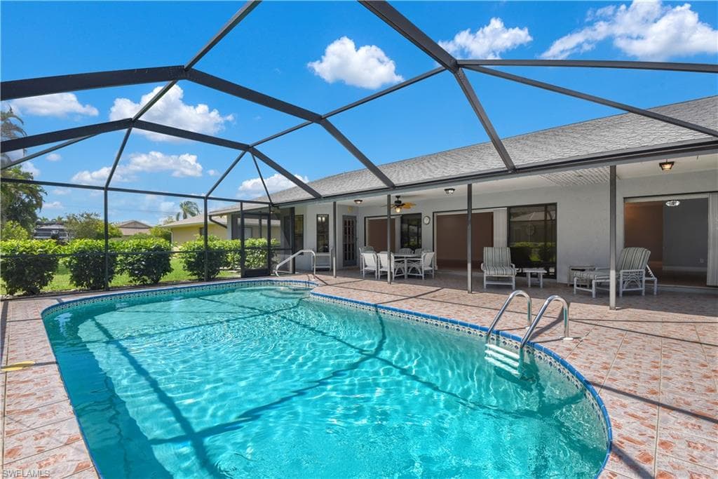 908 51st TER CAPE CORAL, FL 33914
