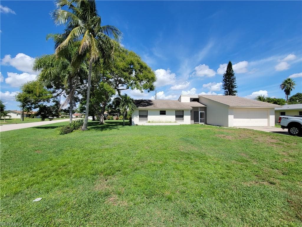 3430 SE 2nd PL CAPE CORAL, FL 33904