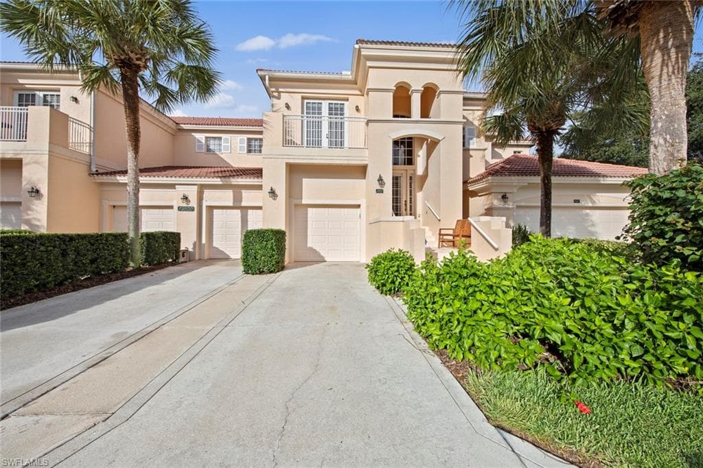 19500 Emerald Bay 202 ESTERO, FL 33928