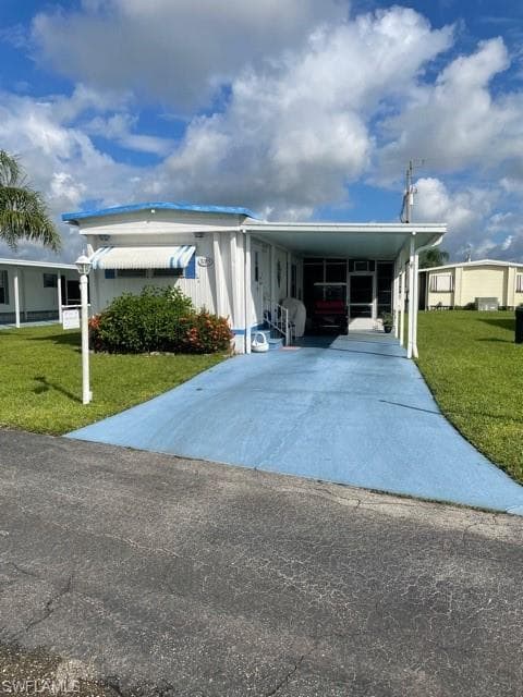 3185 Pluto CIR NORTH FORT MYERS, FL 33903