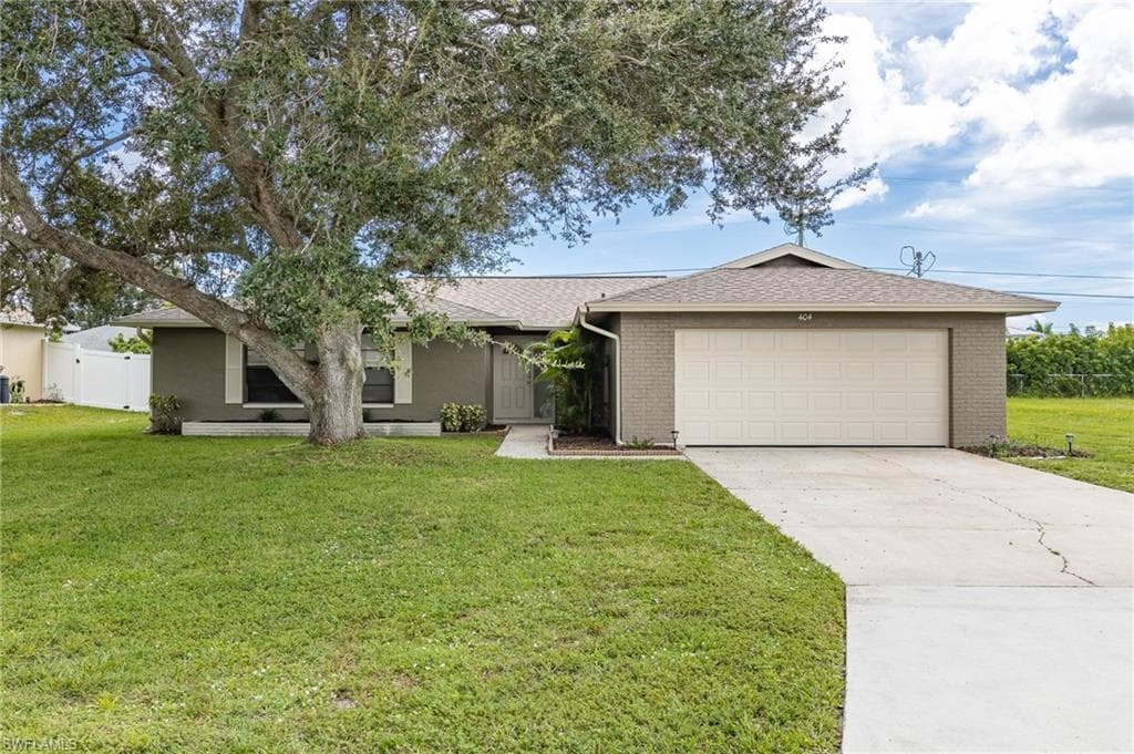 404 SE 30th ST CAPE CORAL, FL 33904