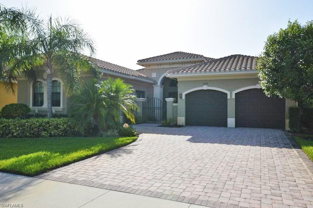 3444 Atlantic CIR NAPLES, FL 34119