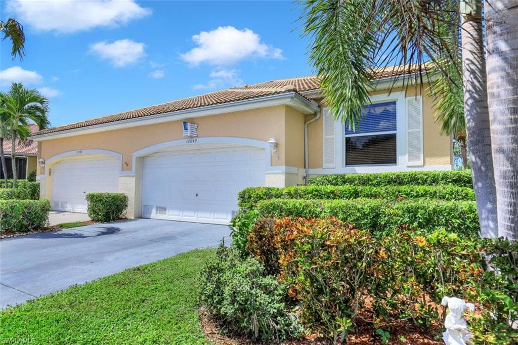 17049 Colony Lakes BLVD FORT MYERS, FL 33908