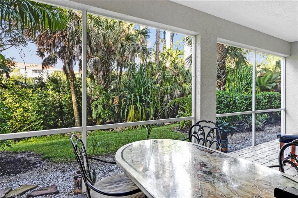 4520 Botanical Place CIR 104 NAPLES, FL 34112