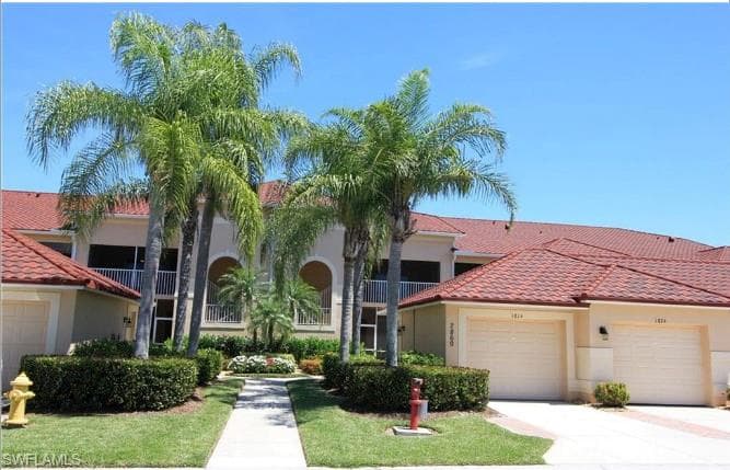 2860 Cypress Trace CIR 1812 NAPLES, FL 34119