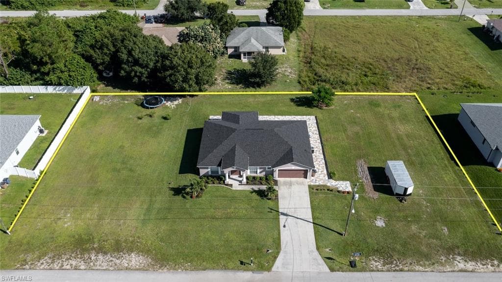 3110 37th ST SW LEHIGH ACRES, FL 33976
