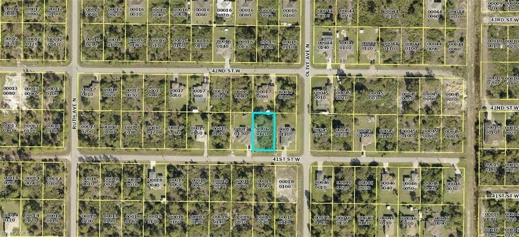3202 41st ST W LEHIGH ACRES, FL 33971