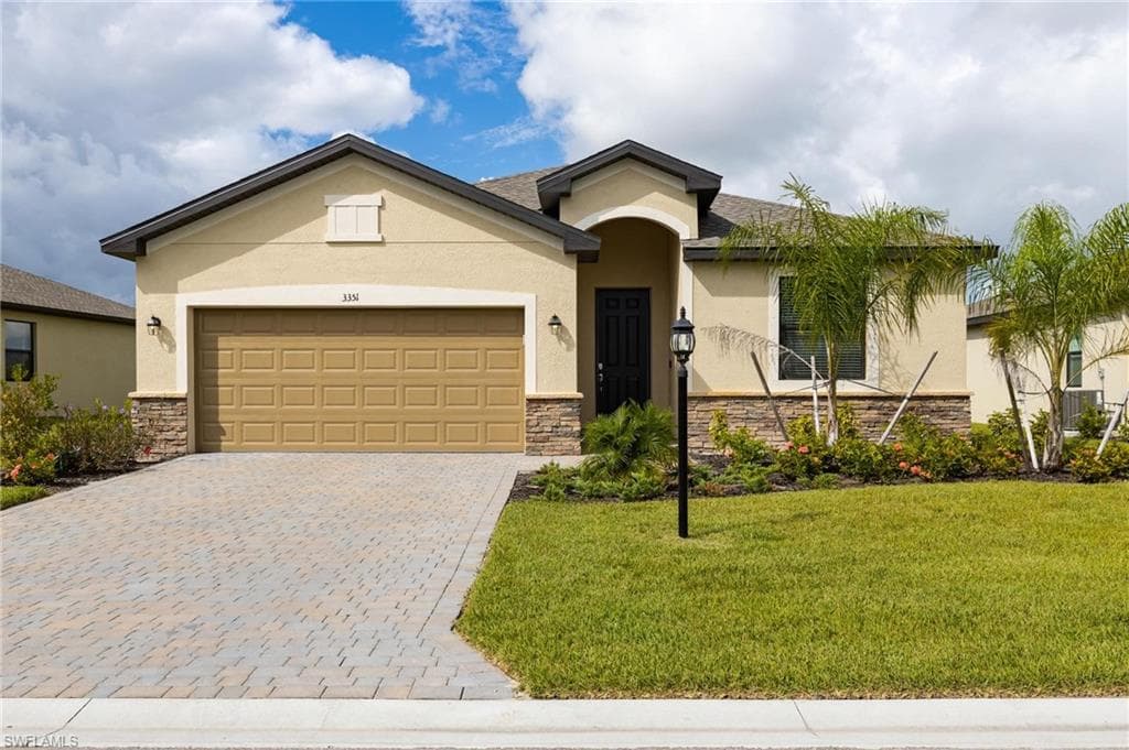 3351 Pasadena CT FORT MYERS, FL 33905