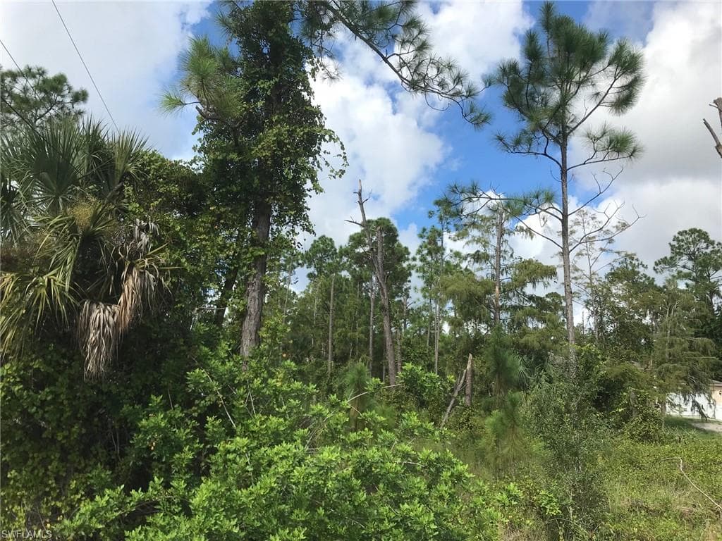 18th ST NE NAPLES, FL 34120