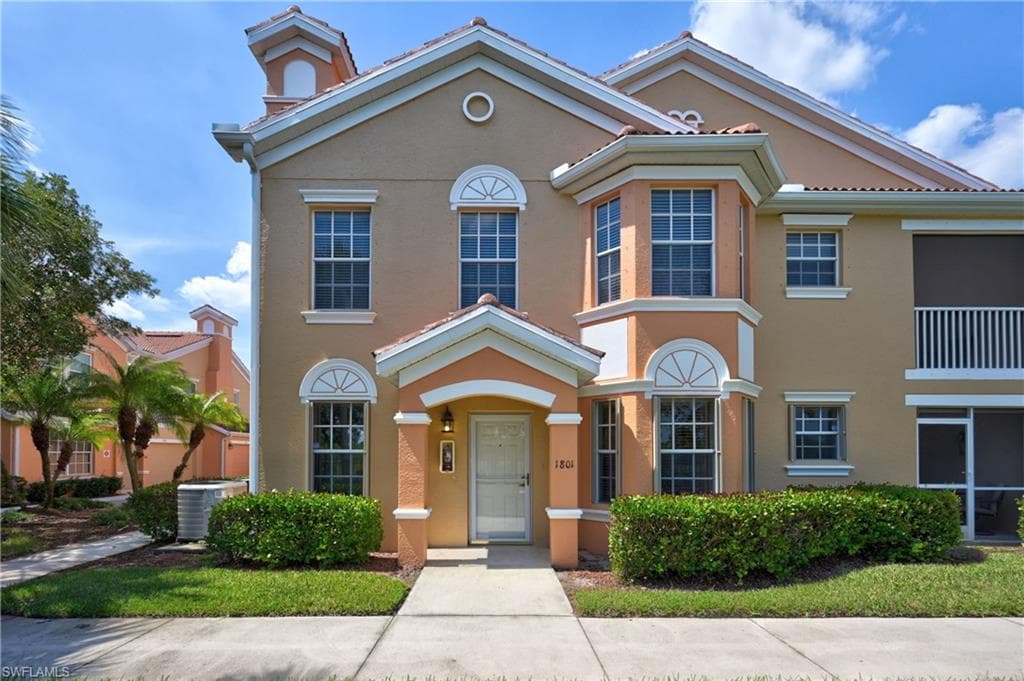 1818 Concordia Lake CIR 1801 CAPE CORAL, FL 33909