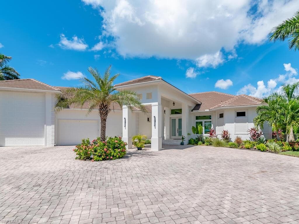 1570 Collingswood AVE MARCO ISLAND, FL 34145