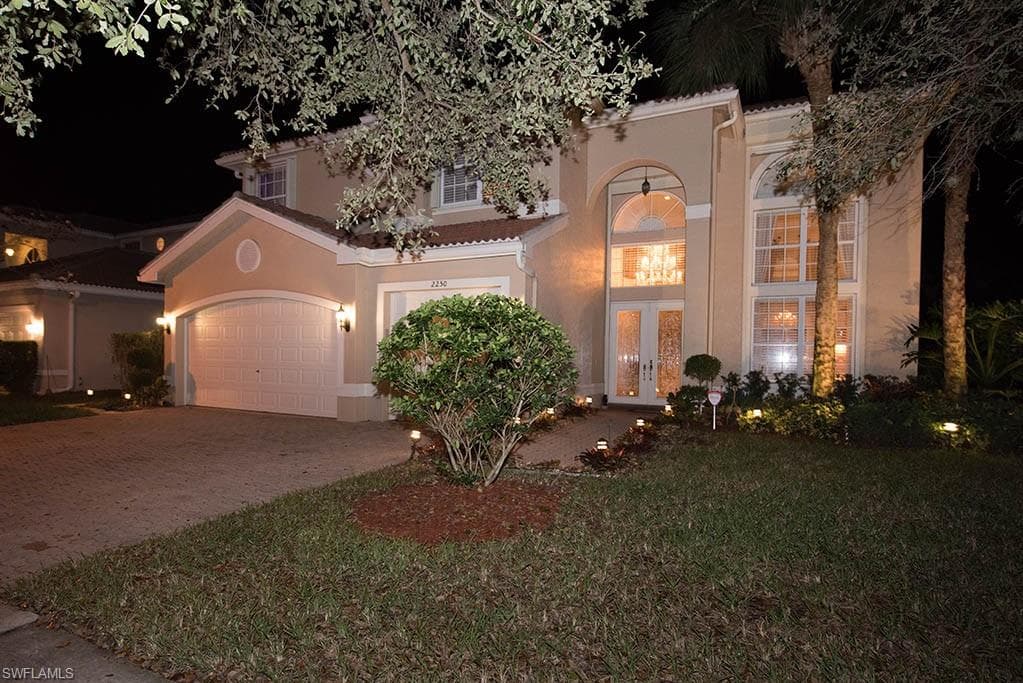 2250 Campestre TER NAPLES, FL 34119