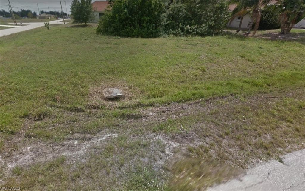 2424 NW Embers TER CAPE CORAL, FL 33993