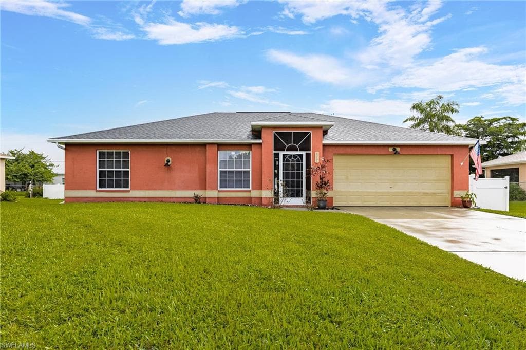 6351 Castlewood CIR FORT MYERS, FL 33905