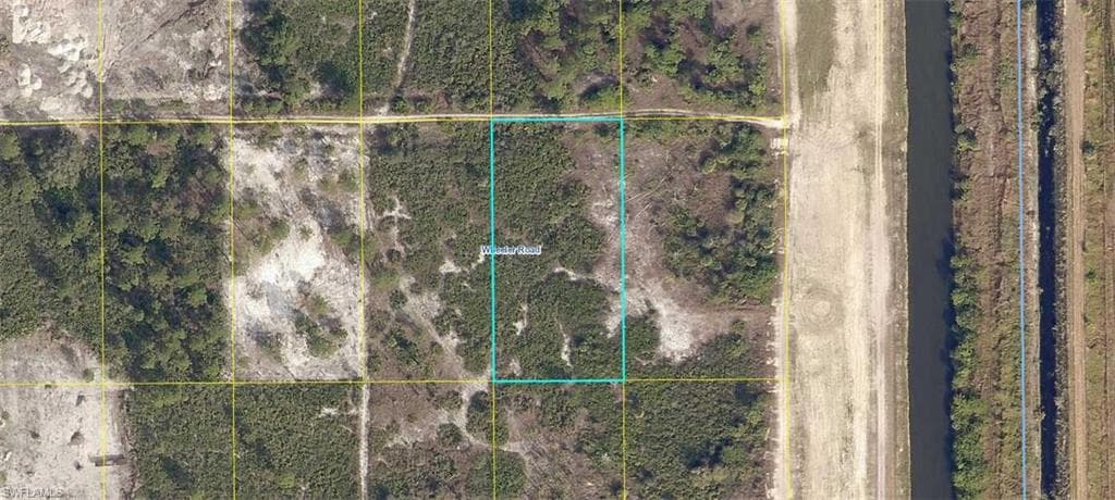 7537 1st TER LABELLE, FL 33935