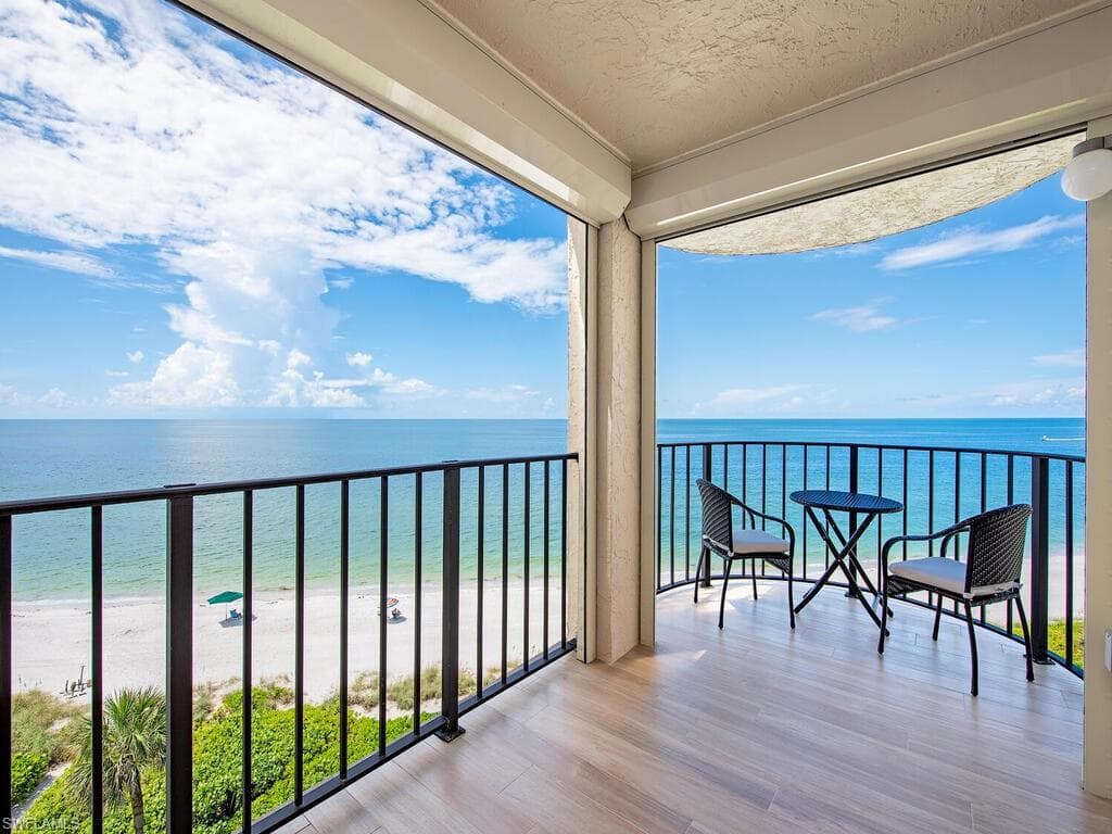 3215 Gulf Shore BLVD N 506N NAPLES, FL 34103