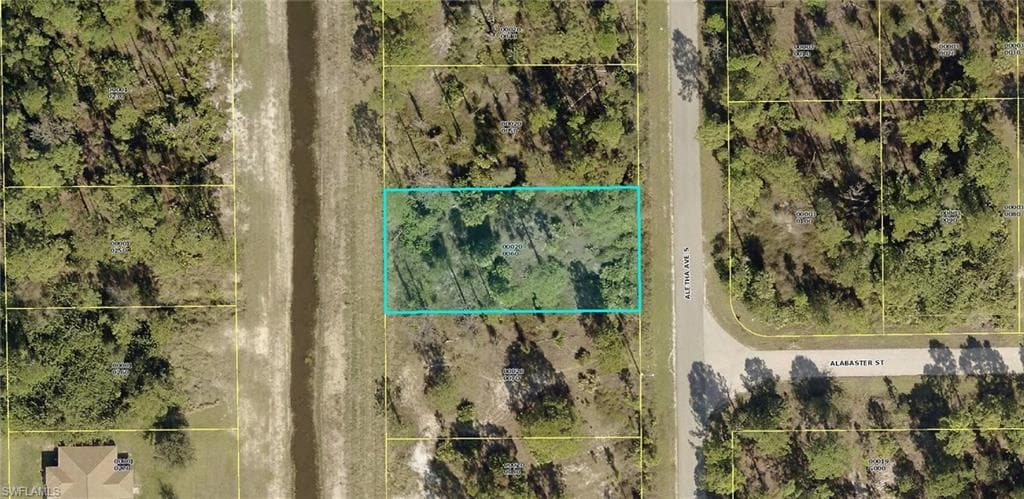 912 Aletha AVE S LEHIGH ACRES, FL 33974