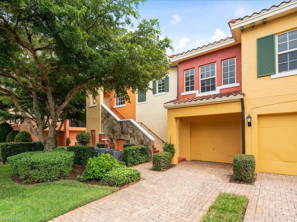 22321 Piazza Doria LN 202 ESTERO, FL 33928