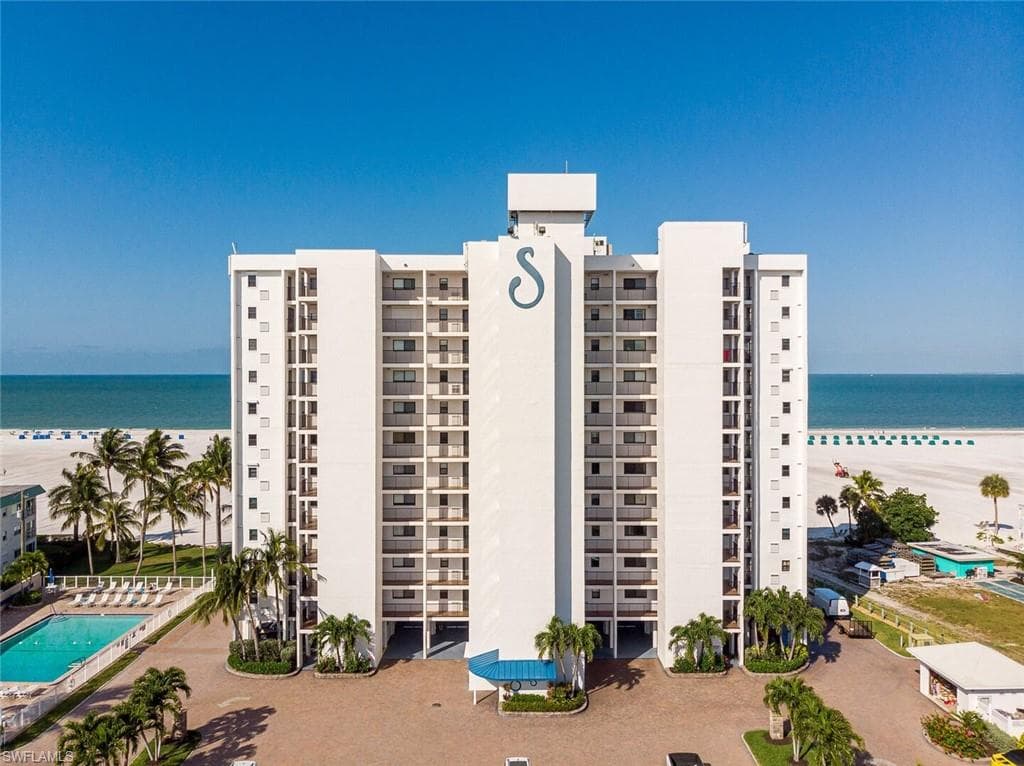 6400 Estero BLVD 302 FORT MYERS BEACH, FL 33931